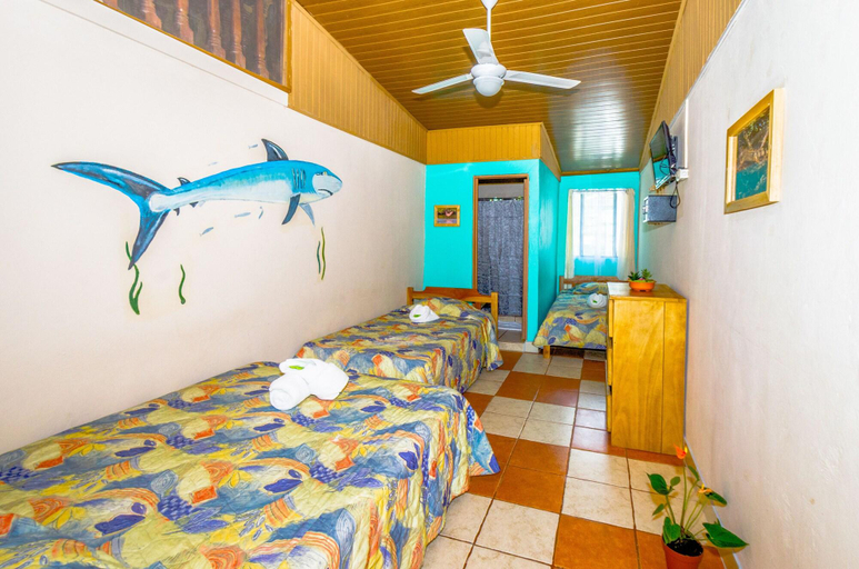 Public Area 2, Blue Iguana, Nicoya