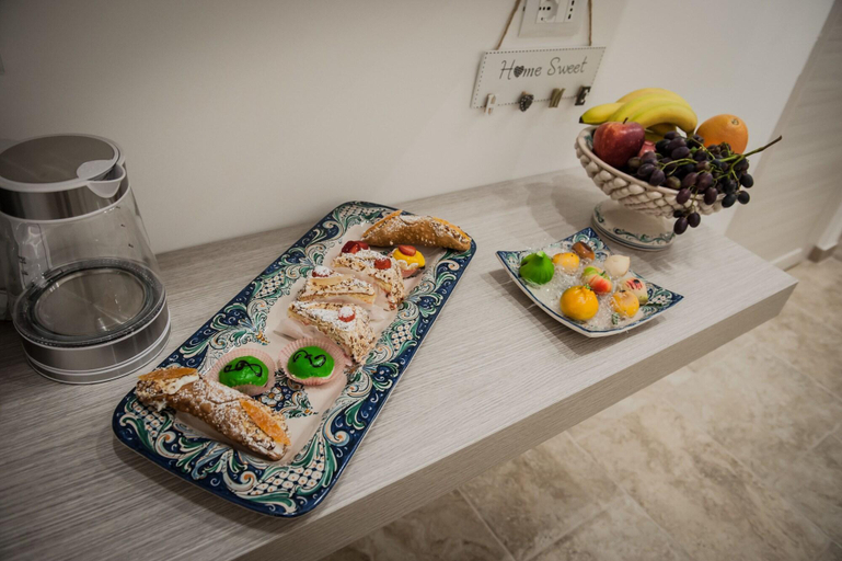 Food & Drinks 5, B&B I Mori, Catania