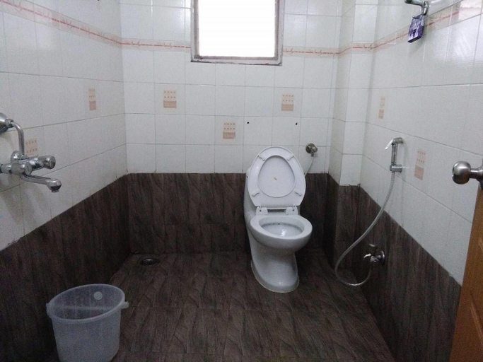 Bathroom 4, KP Suites, Hyderabad