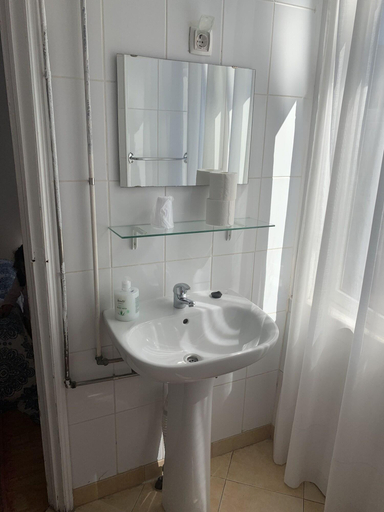Bathroom 4, Residencia White Love, Lisbon