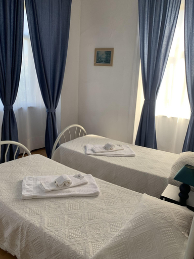 Bedroom 3, Residencia White Love, Lisbon