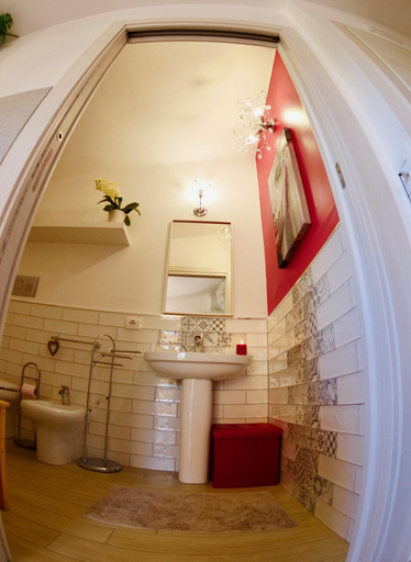 Bathroom 4, Templi e Arte, Agrigento