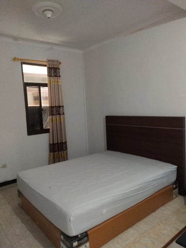 Bedroom 3, OYO 90590 Tian Residence, Medan