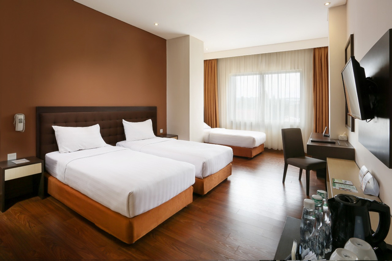 Bedroom 5, Laras Asri Resort & Spa, Salatiga