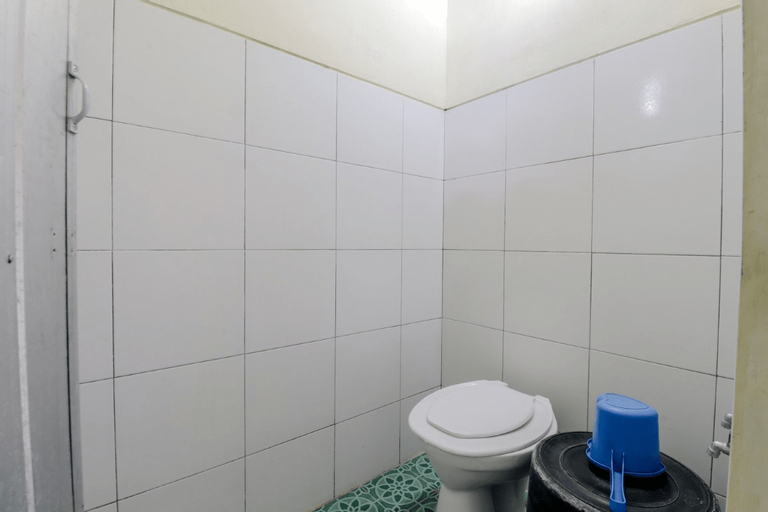 Bathroom 5, Hotel Kayu Manis, Sleman