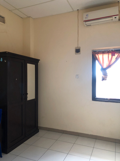 OYO 90345 Wakeke Residence, Manado