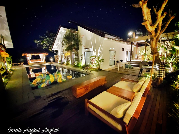 Omah Angkul Angkul Villa, Bandung