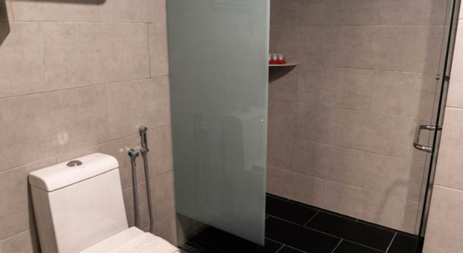 Bathroom 3