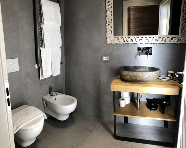 Bathroom 4, Chalet Lucca, Lucca