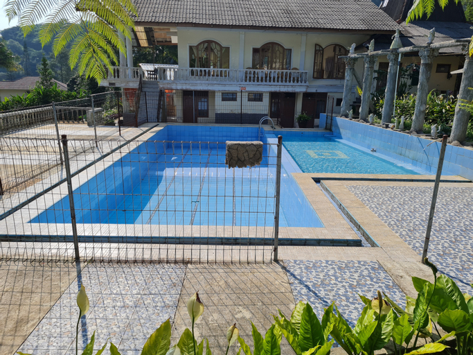 Sport & Beauty, Villa Bukit Zaitun Puncak RedPartner, Bogor