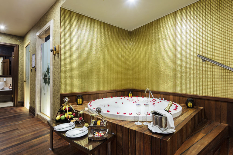 Bathroom 4, Merit Royal Premium Hotel Casino & SPA