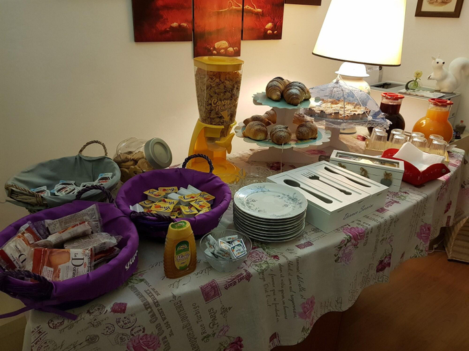 Food & Drinks 5, B&B A Casa di Grazia, Napoli