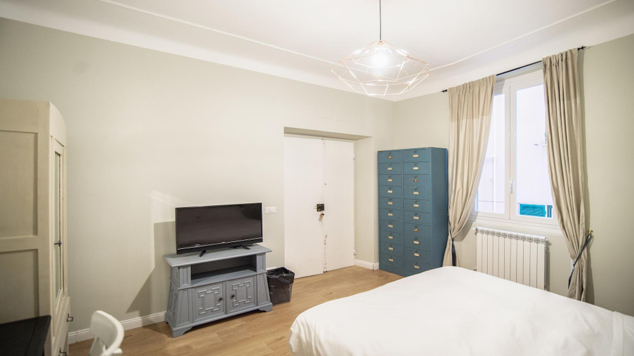 Bedroom 2, La Piazzetta Rooms, Genova