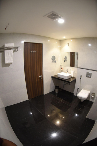 Bathroom 4, Hotel Grand Rajputana, Raipur