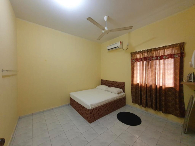 OYO 90304 Persada Hasra Homestay, Pontian