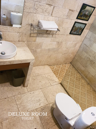 Bathroom 5, Khayangan Resort, Sleman