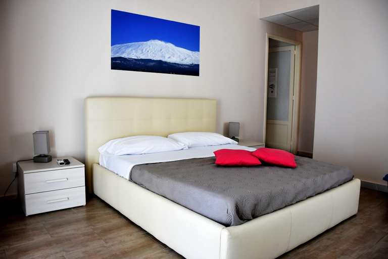 Bedroom 2, Prestige B&B, Catania