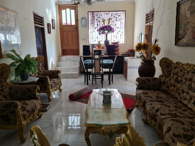 Villa Bukit Zaitun Puncak, Bogor
