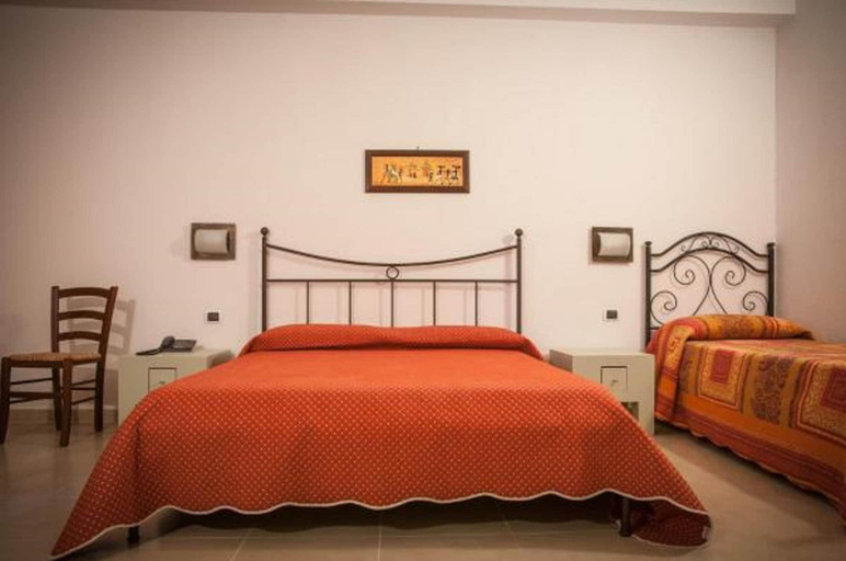 Bedroom 2, B&B Agriturismo Tenuta Barone, Lecce