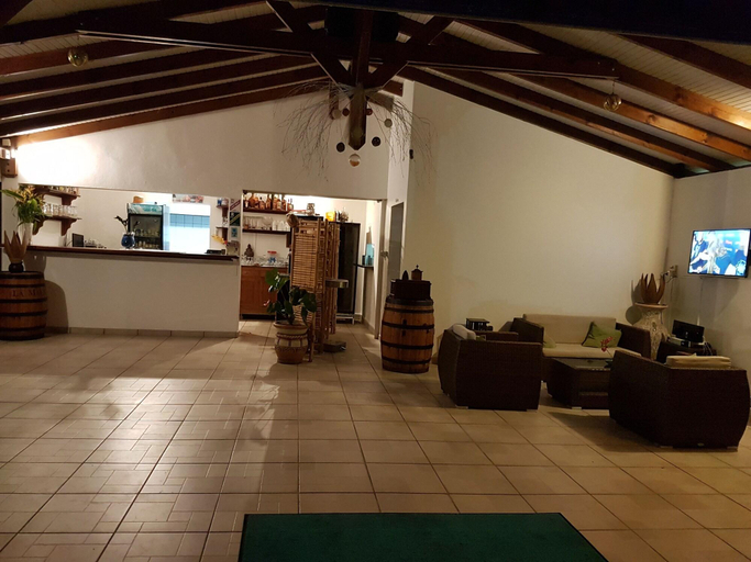 Public Area 2, Le Paradis de l'Anse, Rivière-Pilote