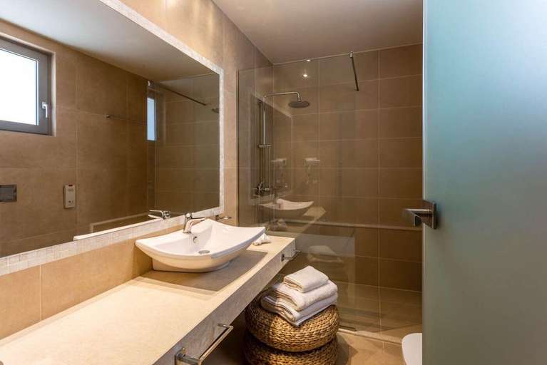 Bathroom 5, Elysian Luxury Hotel & Spa, Peloponnese