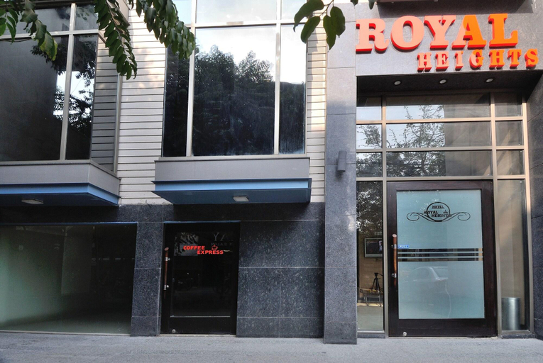 Exterior & Views 2, Hotel Royal Grand, Delhi