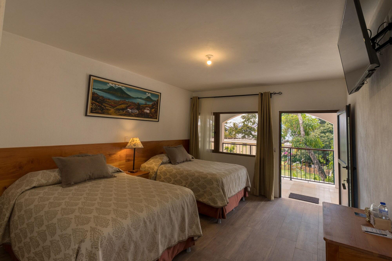Bedroom 4, Hotel y Centro de Convenciones Jardines del Lago, Panajachel