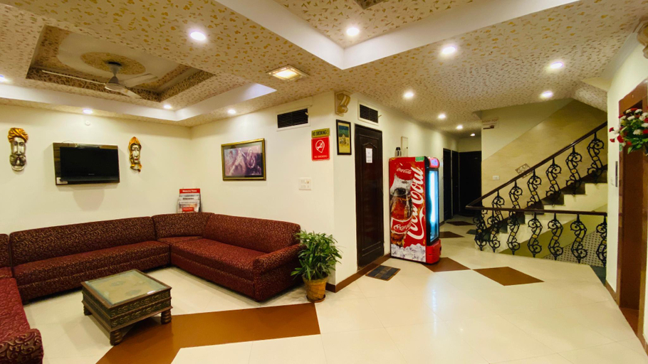 Public Area 2, Tuk Tuk Backpackers, Jaipur