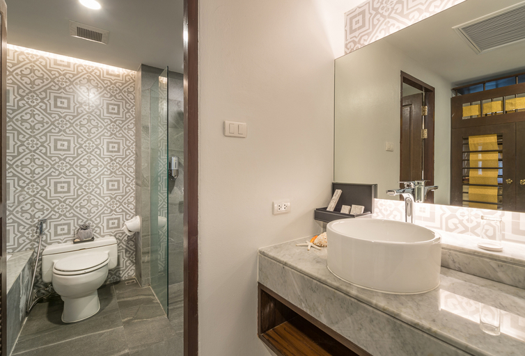 Bathroom 5