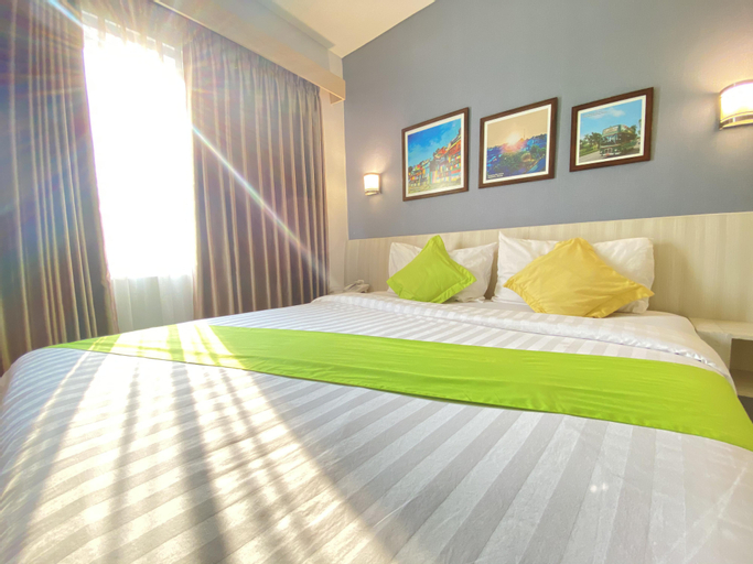 Bedroom 1, M Suite Homestay, Malang