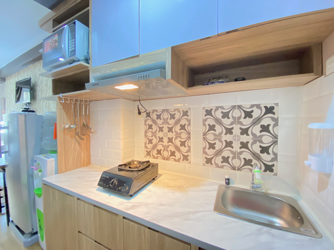 Others 3, Glam Decor Studio Apartment at Emerald Towers By Travelio, Bandung