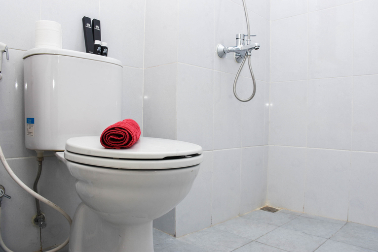Bedroom 3, Pleasant Studio Patraland Urbano Apartment near Station By Travelio, Bekasi