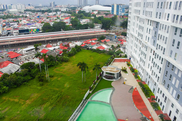 Exterior & Views 5, Pleasant Studio Patraland Urbano Apartment near Station By Travelio, Bekasi