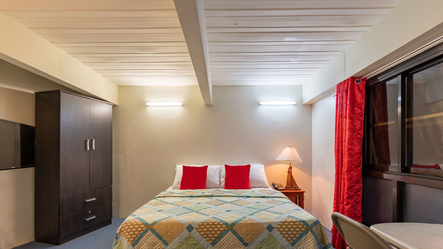 Bedroom 4, South Drive Baguio Manor, Baguio City