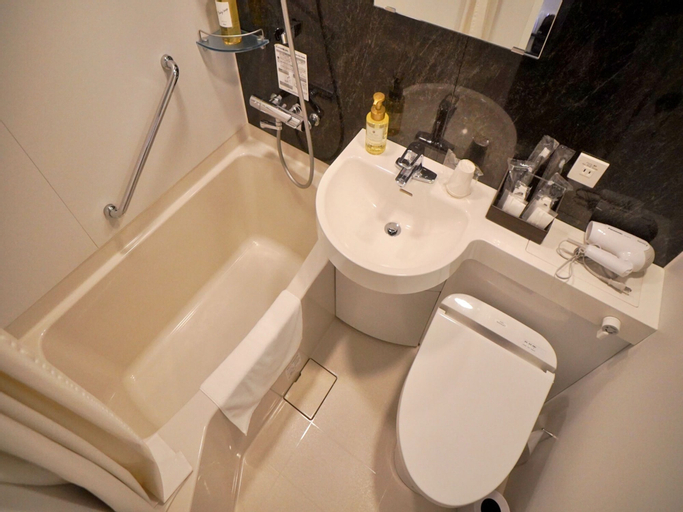 Bathroom 3