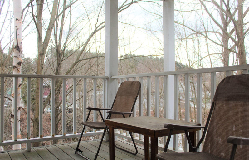 Exterior & Views 5, Mountain_road_306, Lamoille