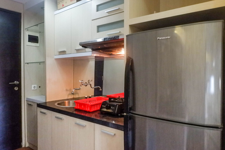 Others 2, Trendy and Tidy Studio Room at Puri Mas Apartment By Travelio, Surabaya