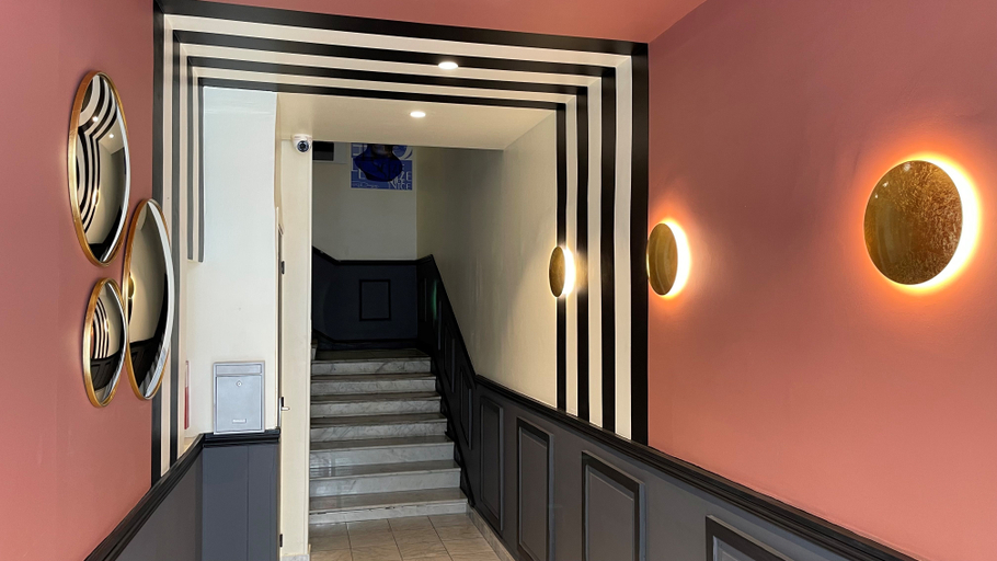Public Area 2, Hotel Le Seize, Alpes-Maritimes