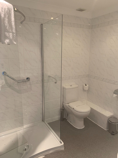 Bathroom 4, The Falcon Hotel, Cornwall
