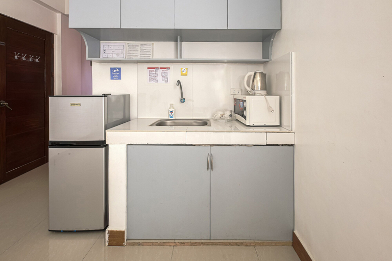 Others 5, 773 Alicia Apartment, Pasay City