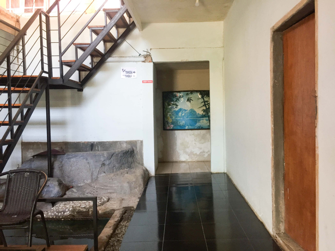 Public Area 5, Wisma Andini Palopo RedPartner, Palopo