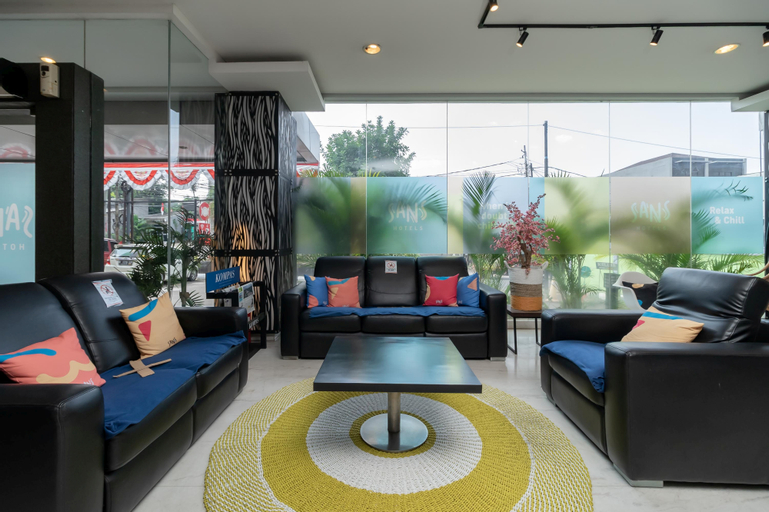 Sans Hotel Fiducia Pondok Gede, East Jakarta