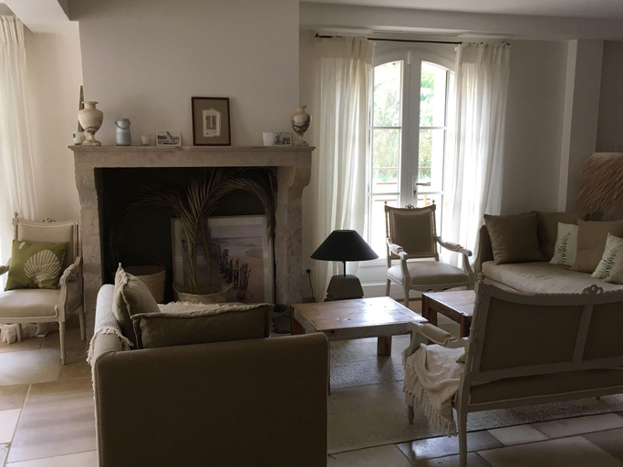 Public Area, Le clos des sept palmiers, Var