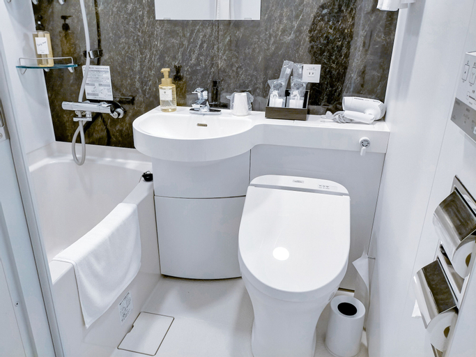 Bathroom 5