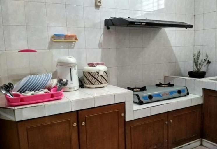 Others 4, Atmosfera Homestay, Malang