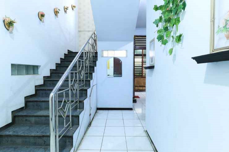 Public Area 2, Atmosfera Homestay, Malang