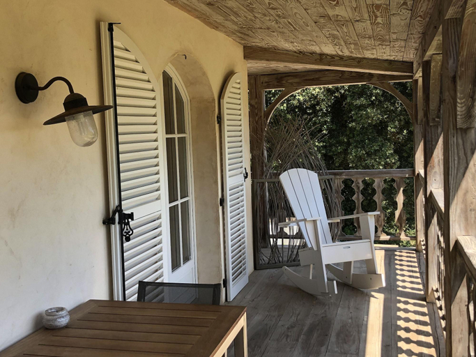 Bedroom 2, Le clos des sept palmiers, Var