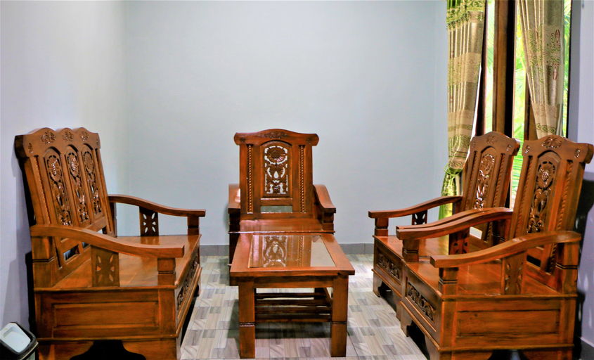 Public Area 4, Homestay Lolita by ZUZU, Magelang