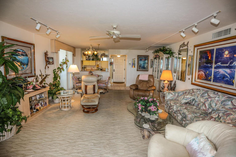 Public Area, Boardwalk Caper by Distinctive Beach Rentals, Lee