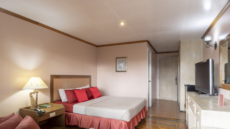 Bedroom 3, South Drive Baguio Manor, Baguio City